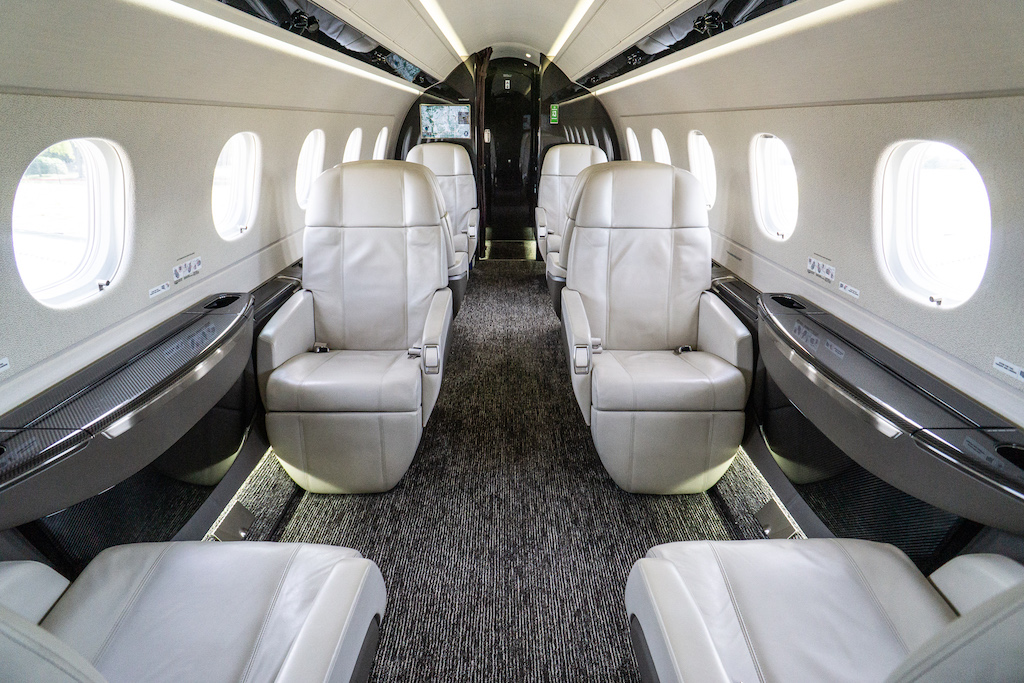 фото Embraer Legacy 500